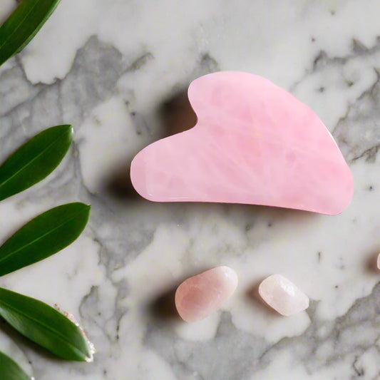 ARA.& ROSE QUARTZ GUA-SHA HEART-SHAPED MASSAGE TOOL